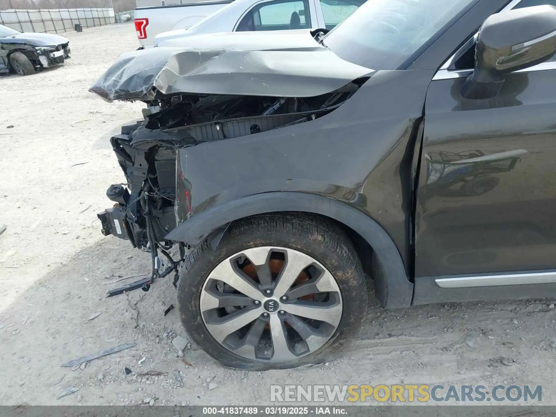 6 Photograph of a damaged car 5XYP34HC0MG162318 KIA TELLURIDE 2021