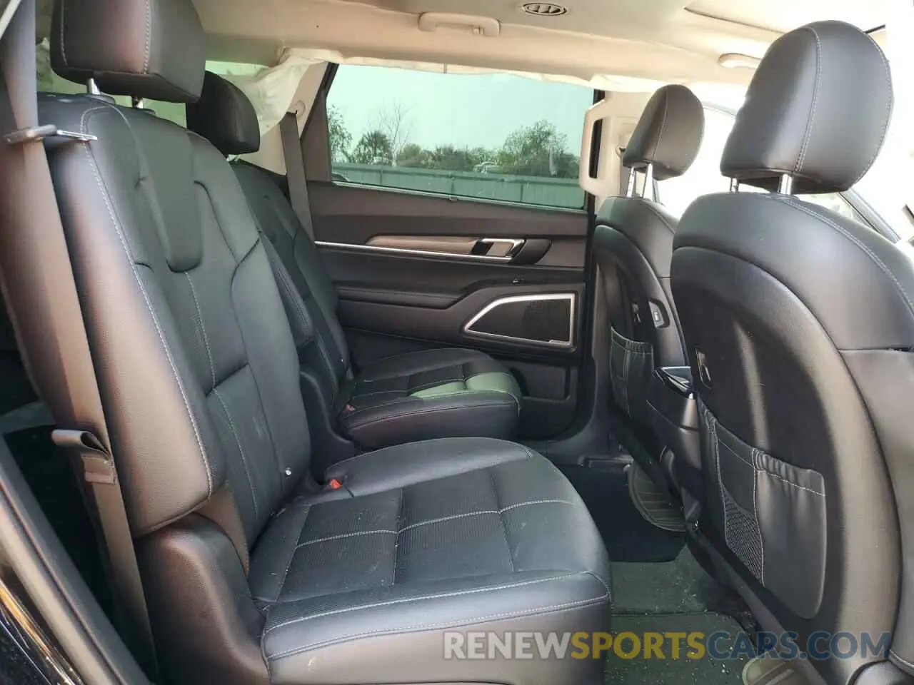 11 Photograph of a damaged car 5XYP34HC1MG117517 KIA TELLURIDE 2021