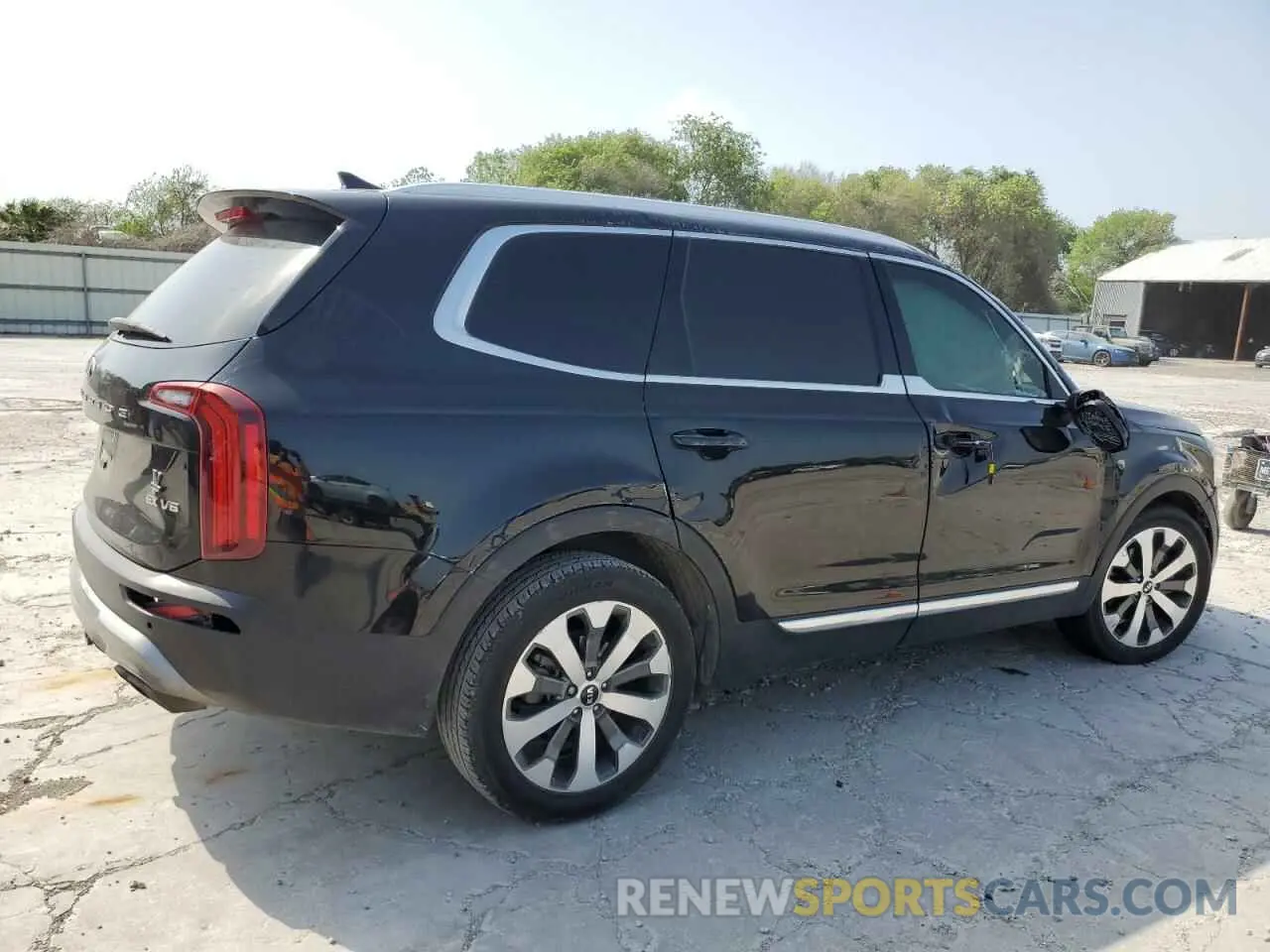 3 Photograph of a damaged car 5XYP34HC1MG117517 KIA TELLURIDE 2021