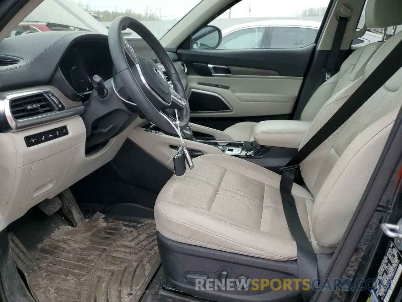 7 Photograph of a damaged car 5XYP34HC2MG121835 KIA TELLURIDE 2021