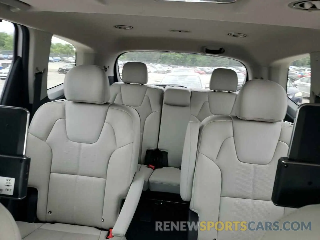 10 Photograph of a damaged car 5XYP34HC2MG162949 KIA TELLURIDE 2021