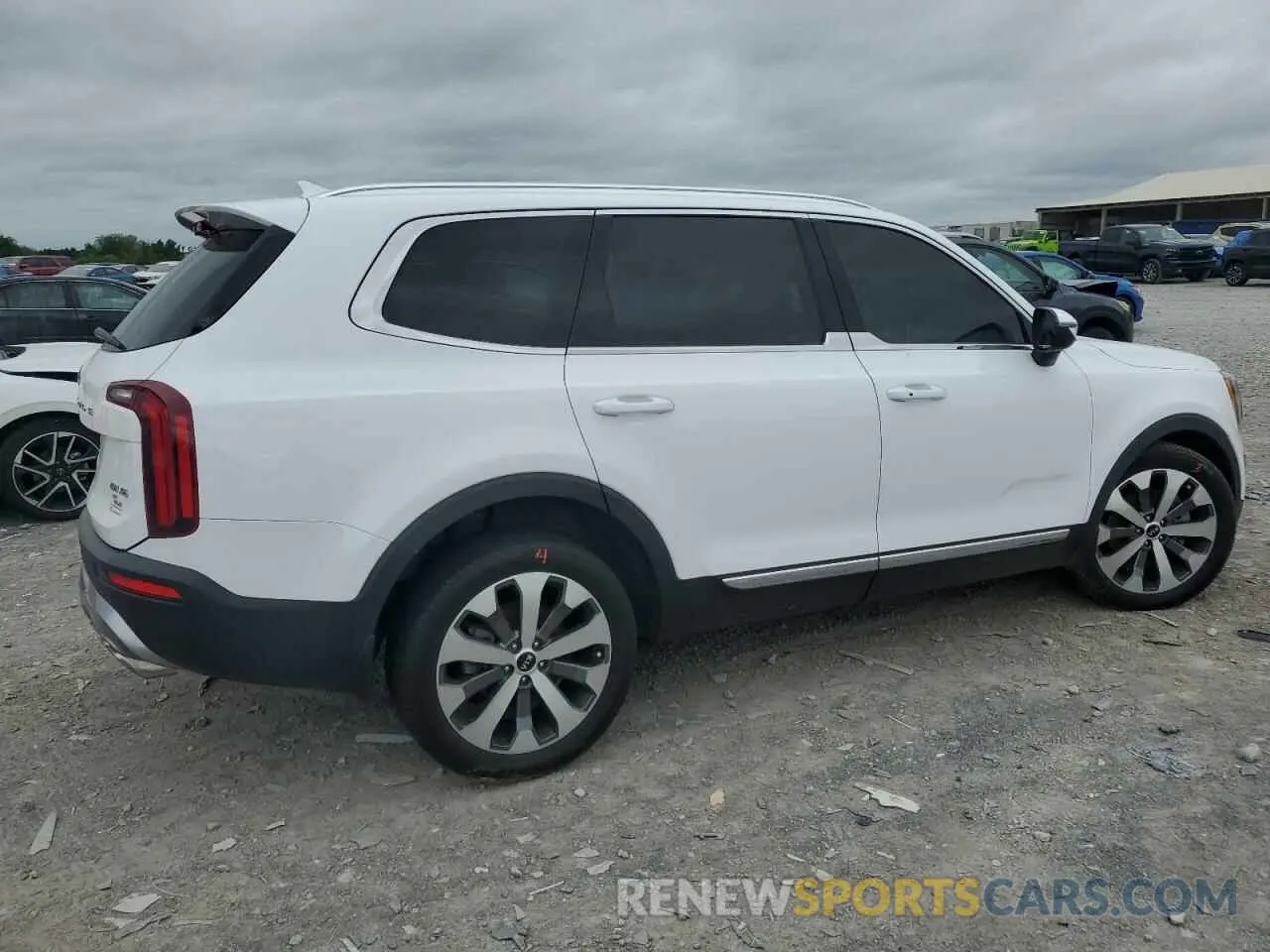 3 Photograph of a damaged car 5XYP34HC2MG162949 KIA TELLURIDE 2021