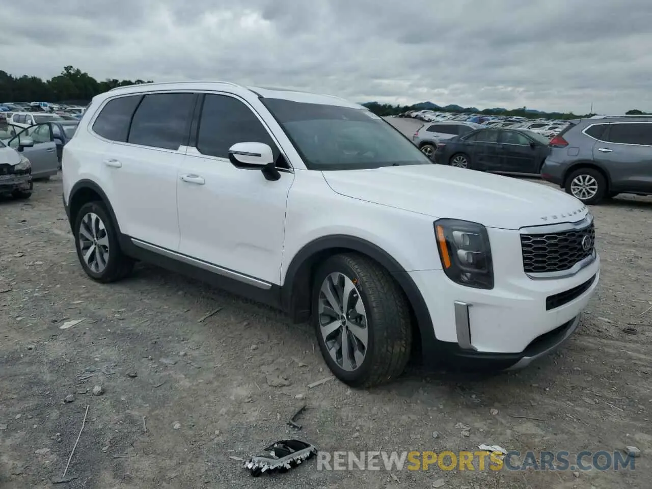 4 Photograph of a damaged car 5XYP34HC2MG162949 KIA TELLURIDE 2021