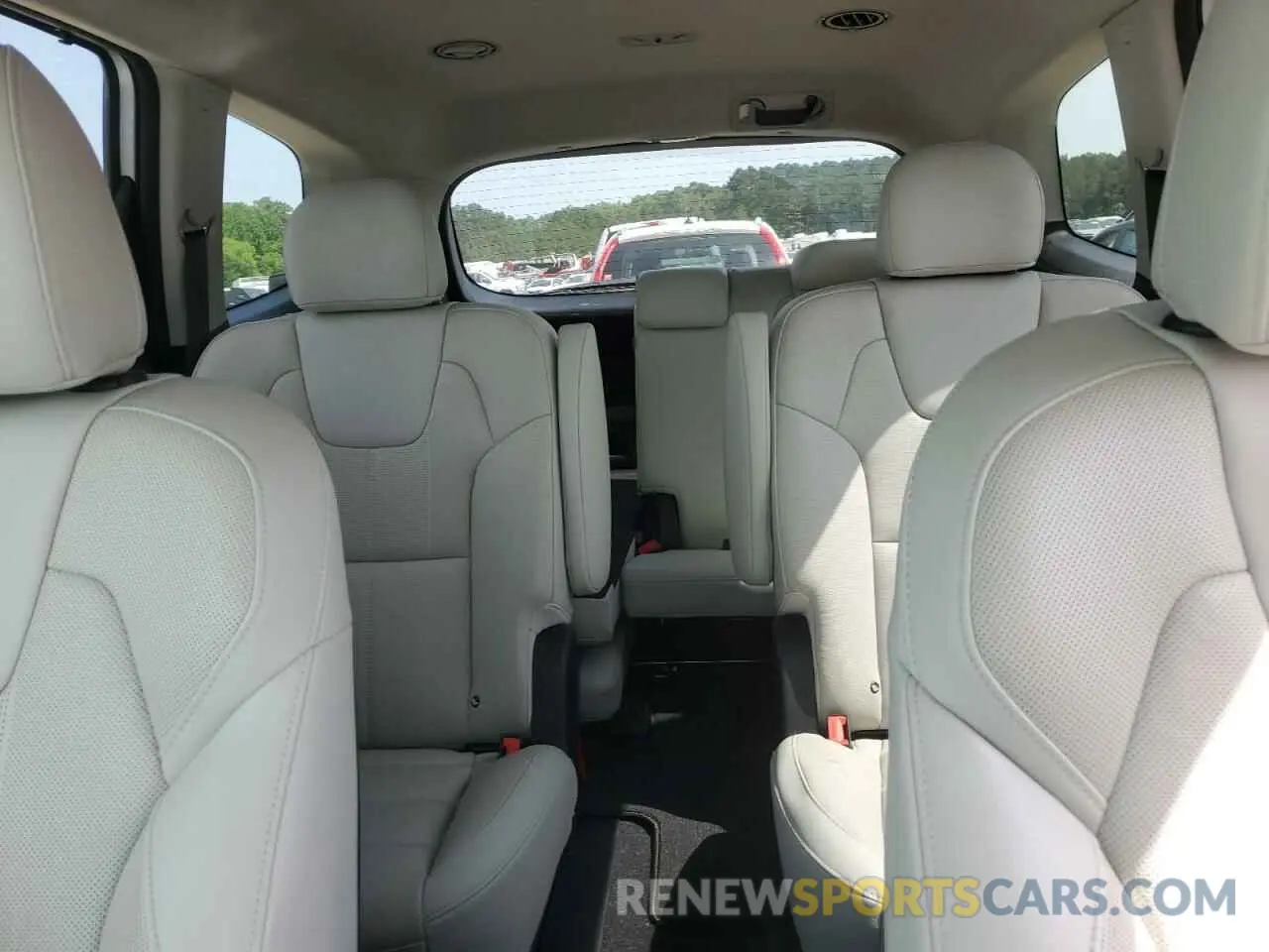 10 Photograph of a damaged car 5XYP34HC4MG180062 KIA TELLURIDE 2021