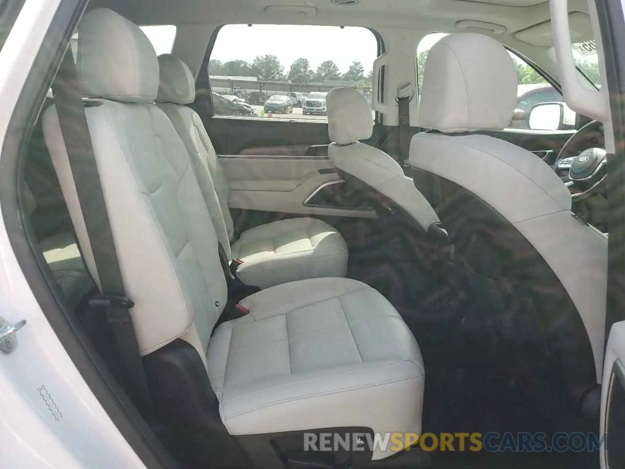11 Photograph of a damaged car 5XYP34HC4MG180062 KIA TELLURIDE 2021