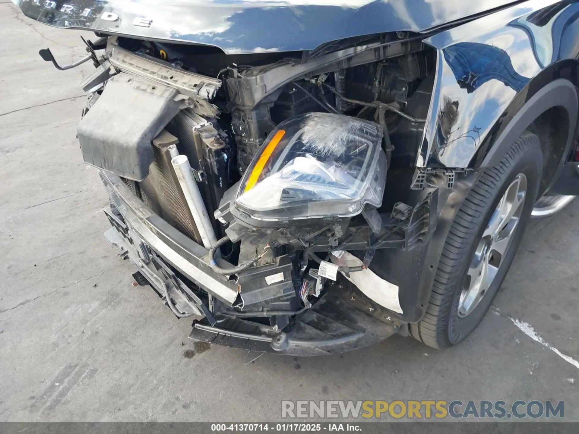 18 Photograph of a damaged car 5XYP34HC7MG184185 KIA TELLURIDE 2021