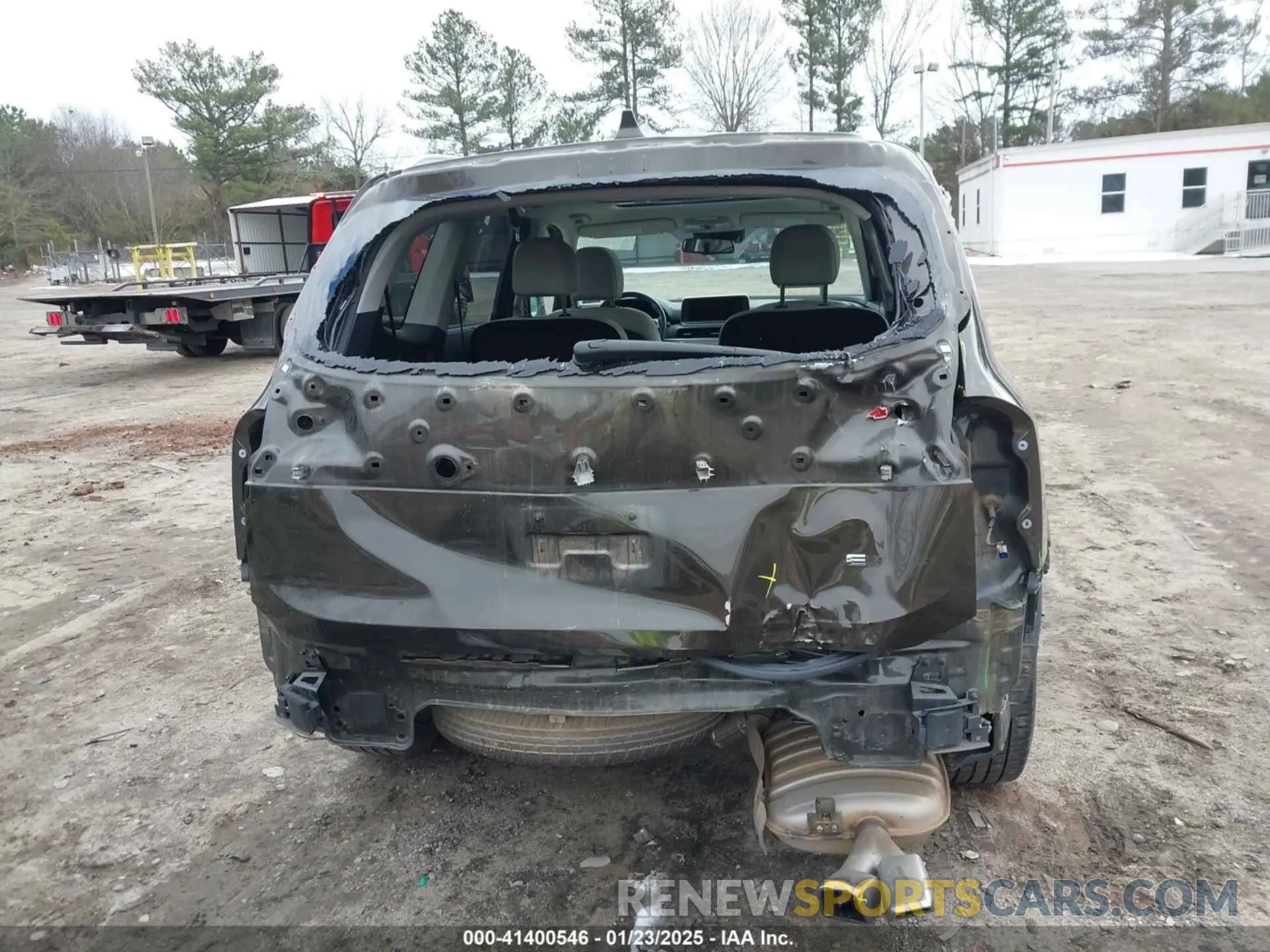 17 Photograph of a damaged car 5XYP34HC9MG154170 KIA TELLURIDE 2021