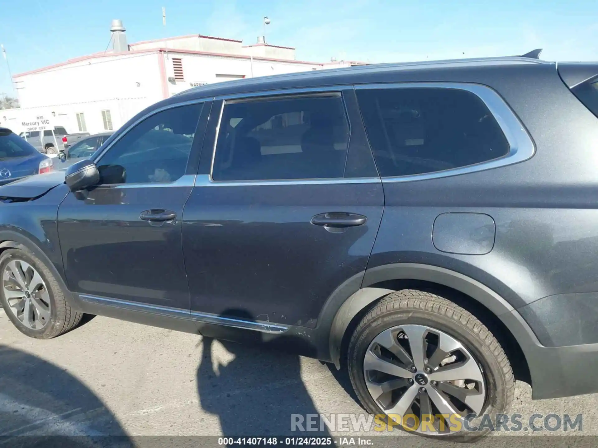 14 Photograph of a damaged car 5XYP34HC9MG156033 KIA TELLURIDE 2021