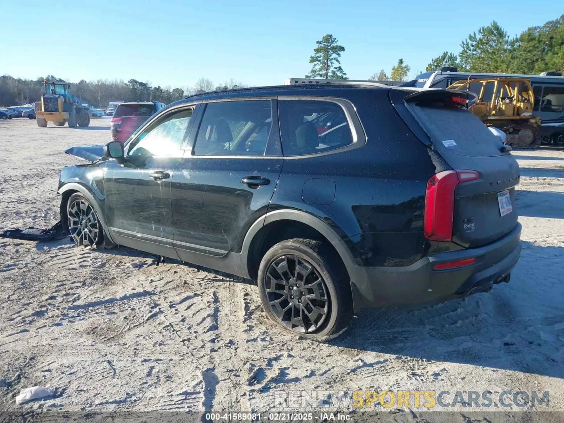 3 Photograph of a damaged car 5XYP3DHC0MG180396 KIA TELLURIDE 2021