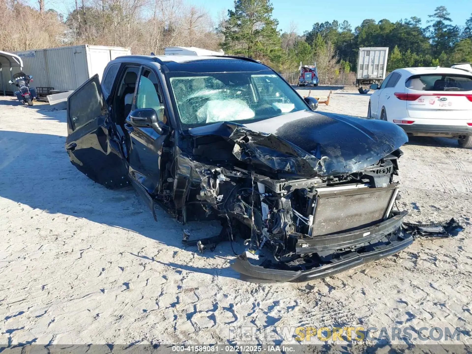 6 Photograph of a damaged car 5XYP3DHC0MG180396 KIA TELLURIDE 2021