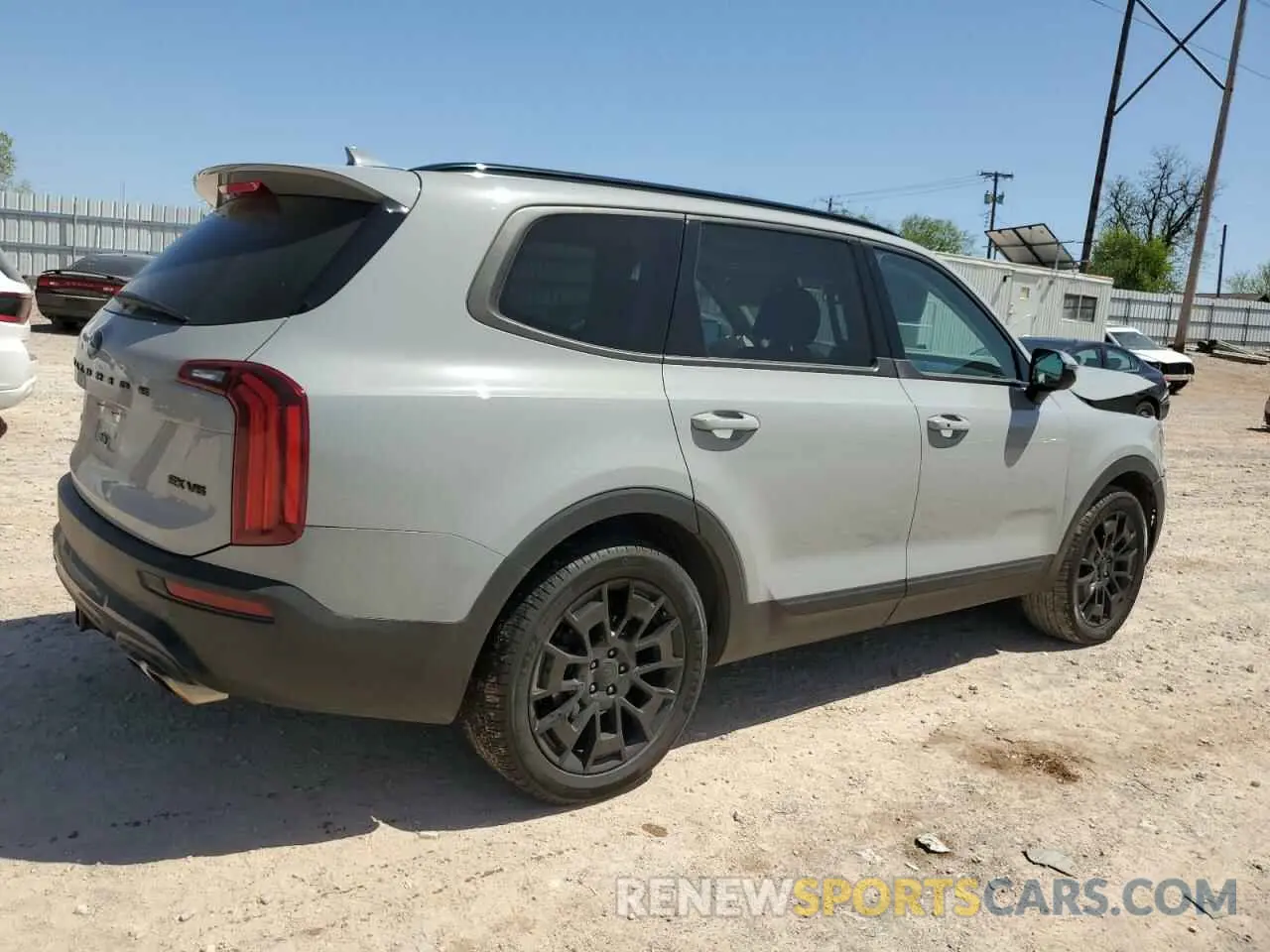 3 Photograph of a damaged car 5XYP3DHC3MG167061 KIA TELLURIDE 2021