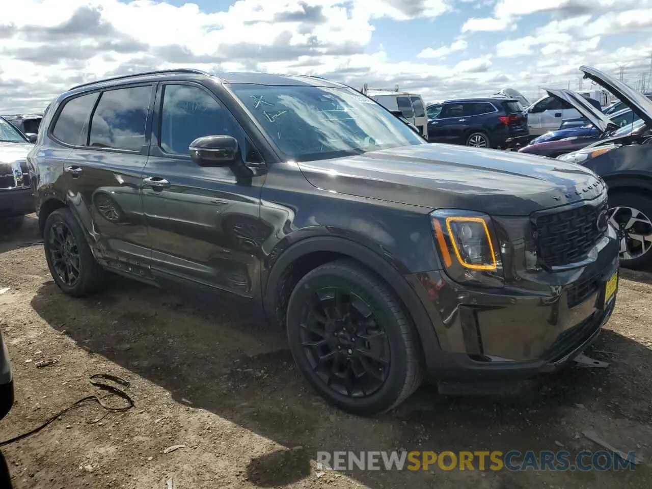 4 Photograph of a damaged car 5XYP3DHC5MG164646 KIA TELLURIDE 2021