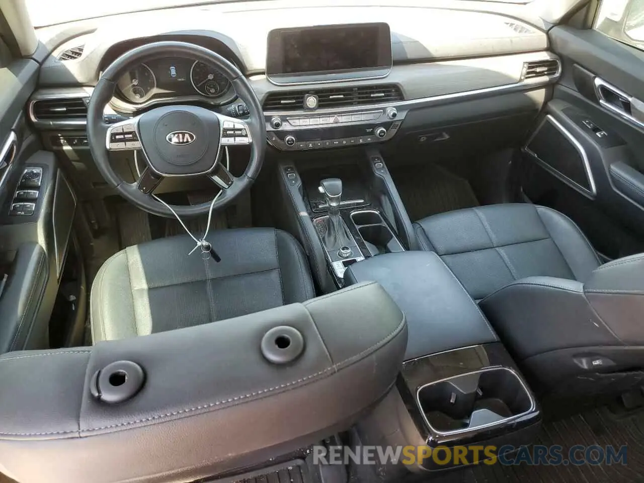 8 Photograph of a damaged car 5XYP3DHC7MG156788 KIA TELLURIDE 2021