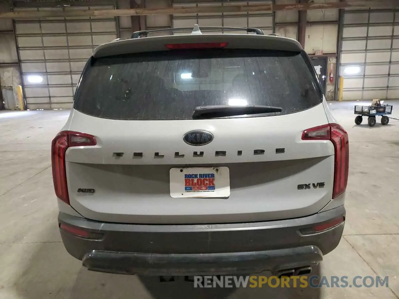 6 Photograph of a damaged car 5XYP3DHC9MG155318 KIA TELLURIDE 2021