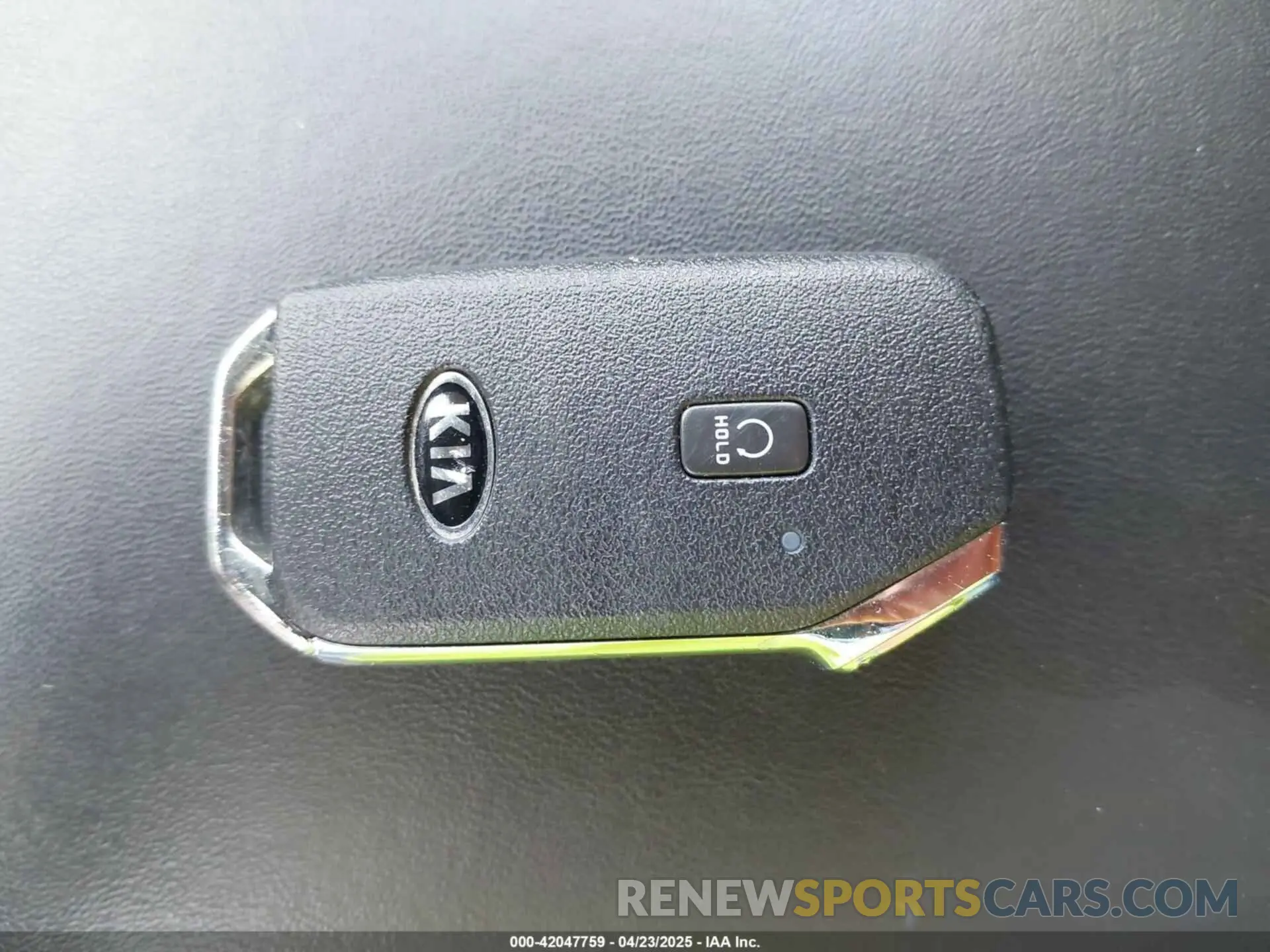 11 Photograph of a damaged car 5XYP3DHC9MG192207 KIA TELLURIDE 2021