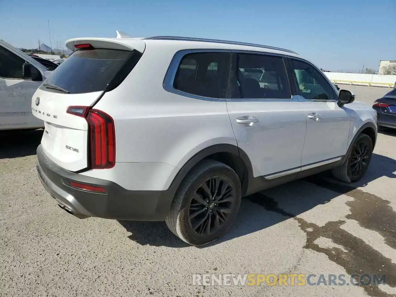 3 Photograph of a damaged car 5XYP54HC0MG155332 KIA TELLURIDE 2021