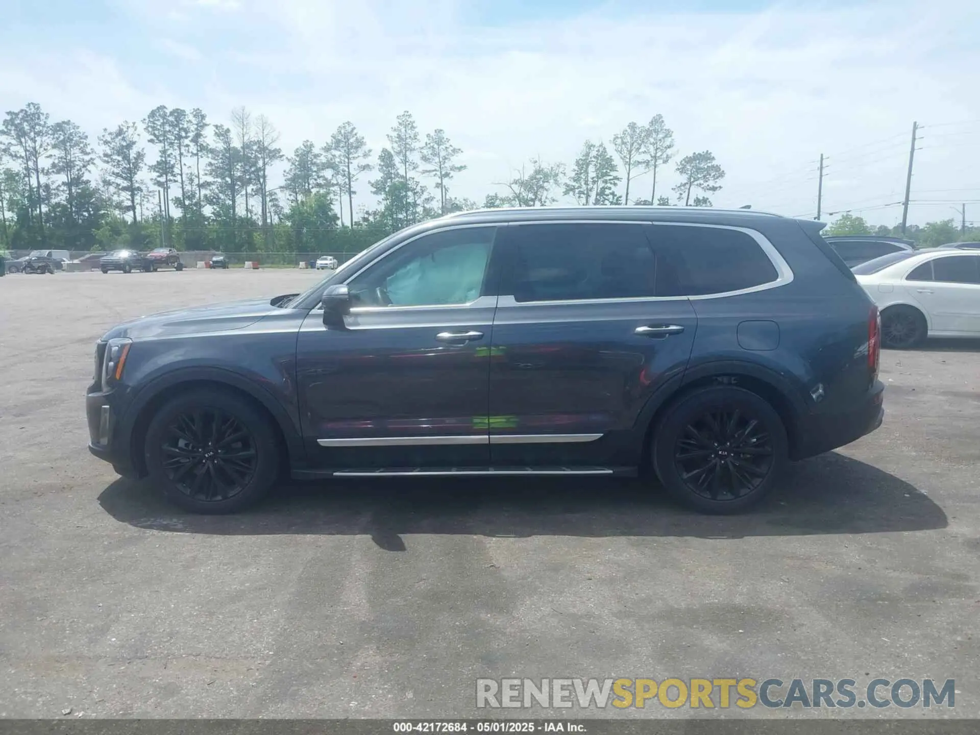 14 Photograph of a damaged car 5XYP54HC7MG130377 KIA TELLURIDE 2021