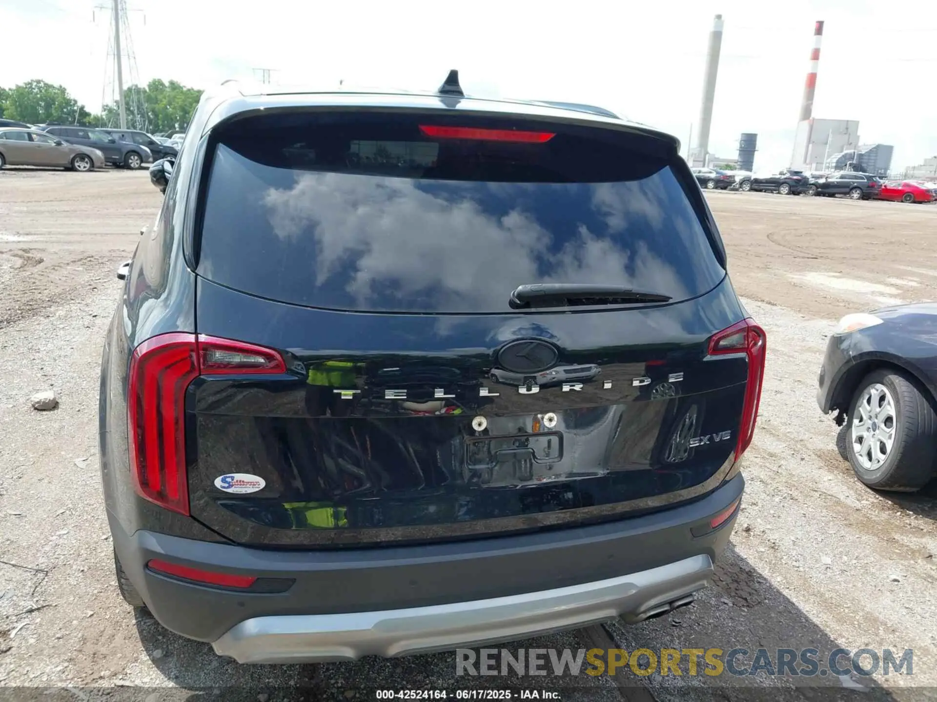 16 Photograph of a damaged car 5XYP54HC7MG157885 KIA TELLURIDE 2021
