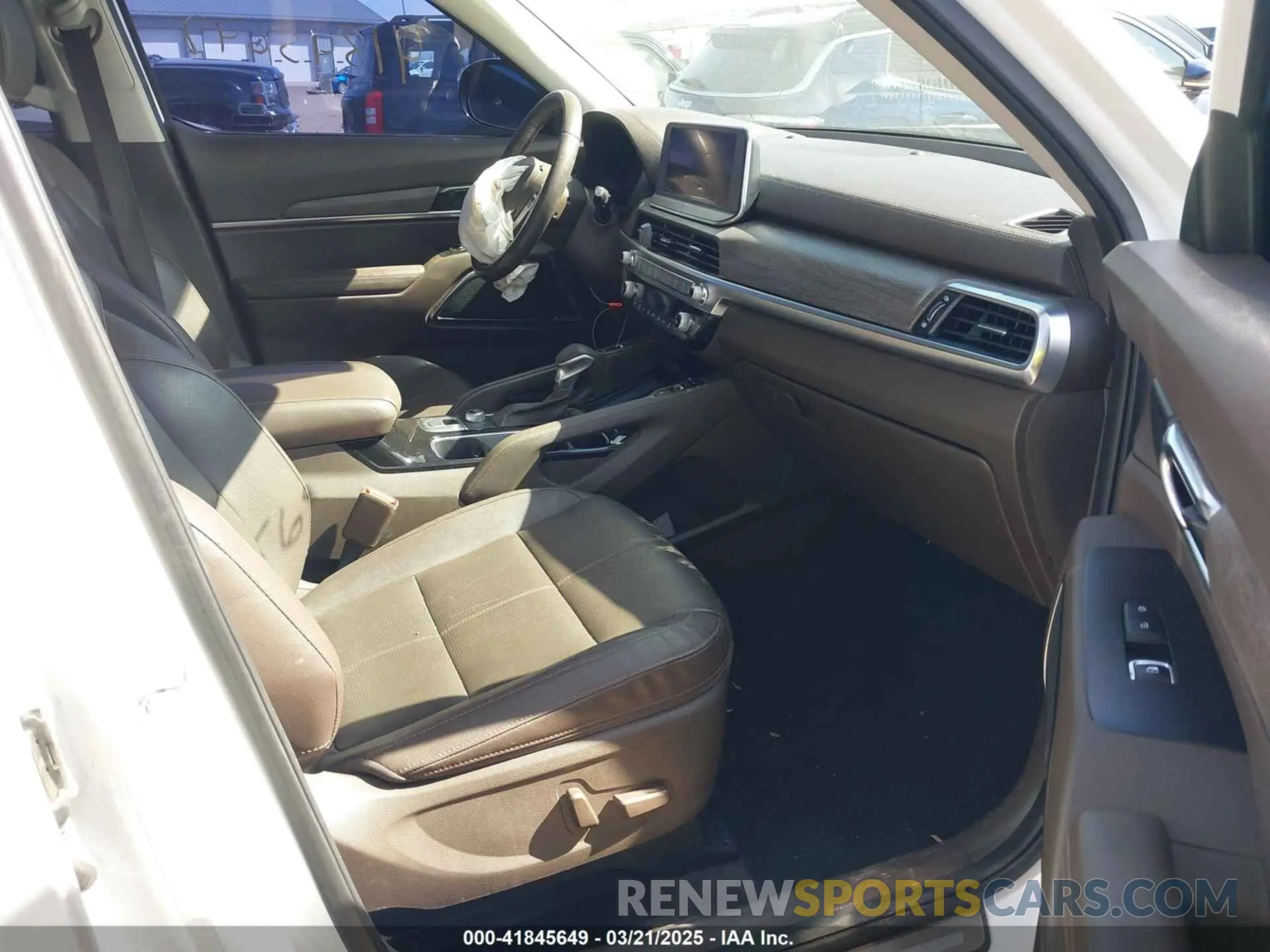 5 Photograph of a damaged car 5XYP54HC7MG167929 KIA TELLURIDE 2021