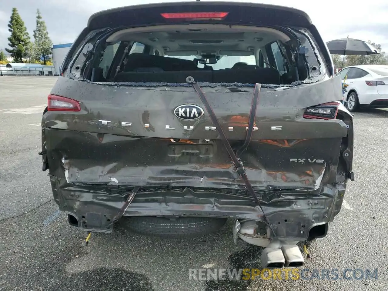 6 Photograph of a damaged car 5XYP54HC7MG191227 KIA TELLURIDE 2021