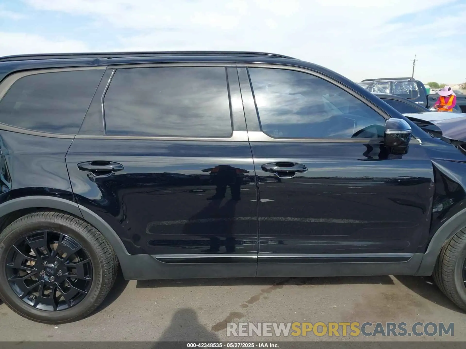 13 Photograph of a damaged car 5XYP5DHC1MG170972 KIA TELLURIDE 2021