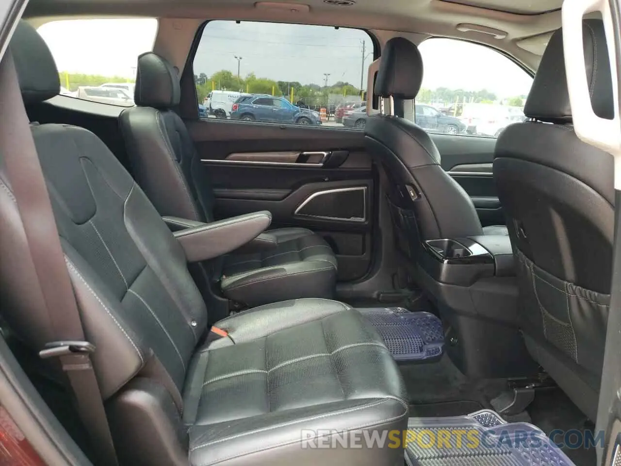 11 Photograph of a damaged car 5XYP5DHC2MG125149 KIA TELLURIDE 2021