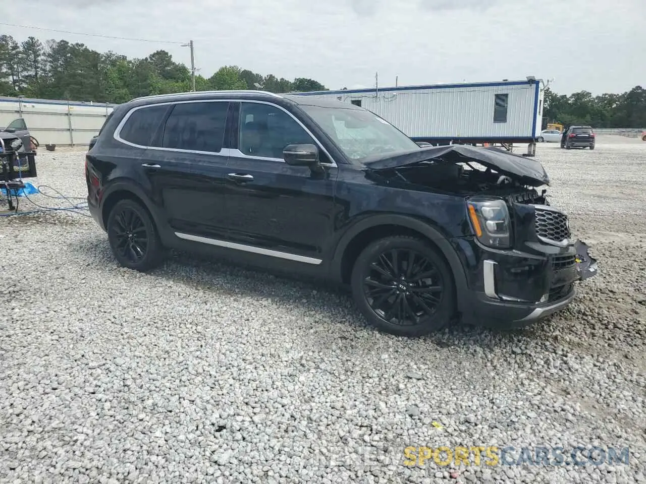 4 Photograph of a damaged car 5XYP5DHC3MG174604 KIA TELLURIDE 2021