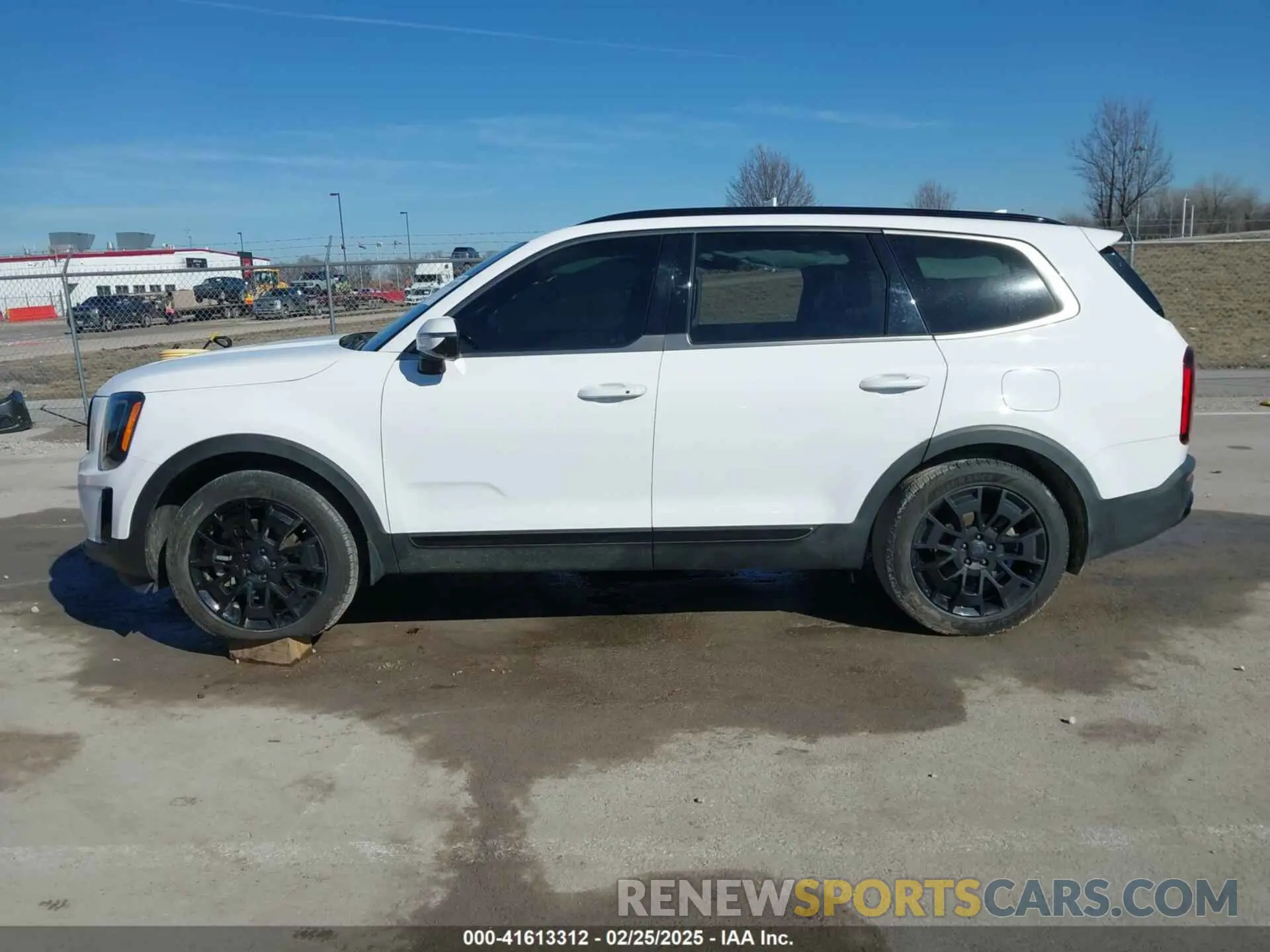 14 Photograph of a damaged car 5XYP5DHC4MG163336 KIA TELLURIDE 2021