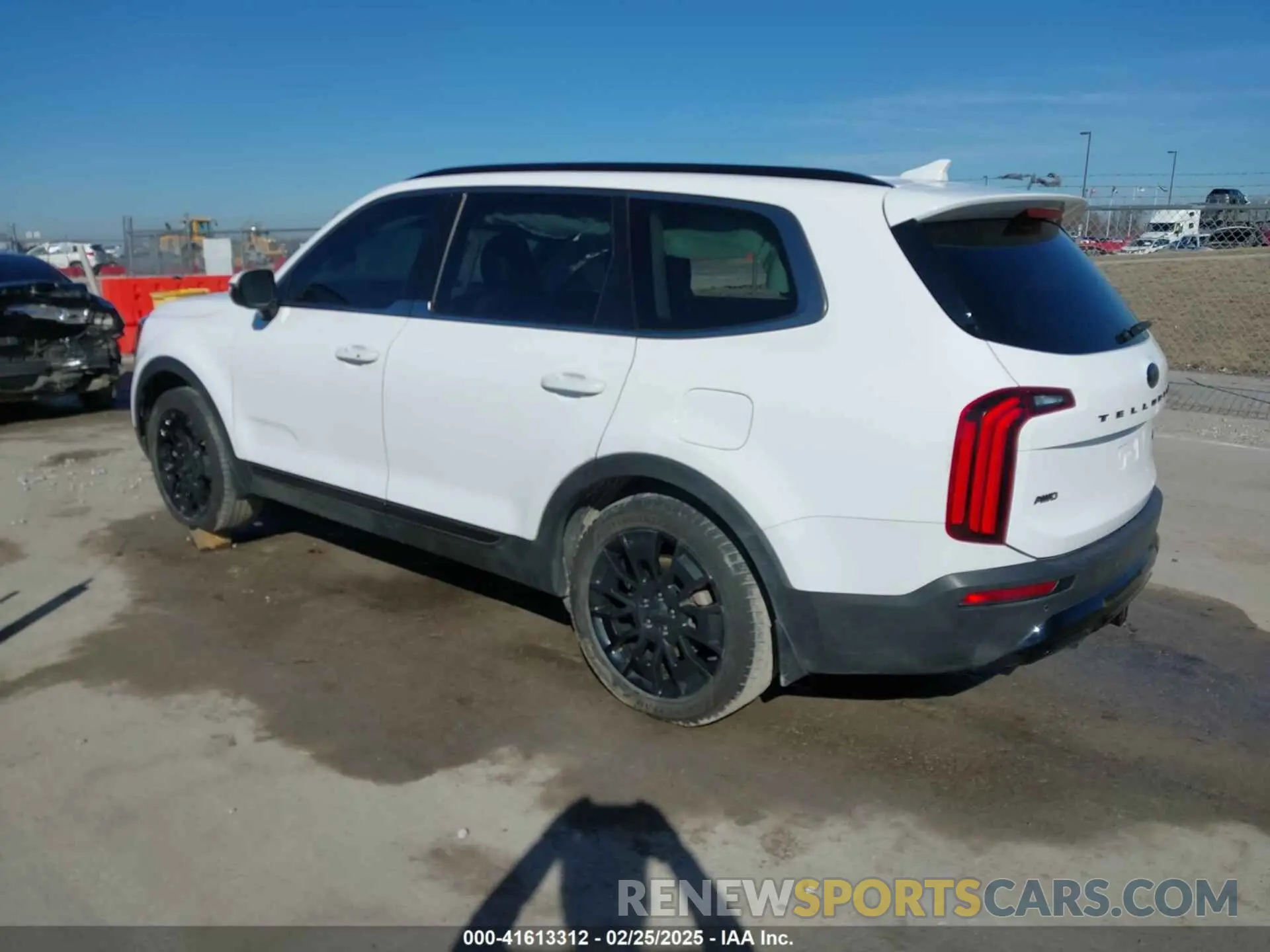 3 Photograph of a damaged car 5XYP5DHC4MG163336 KIA TELLURIDE 2021