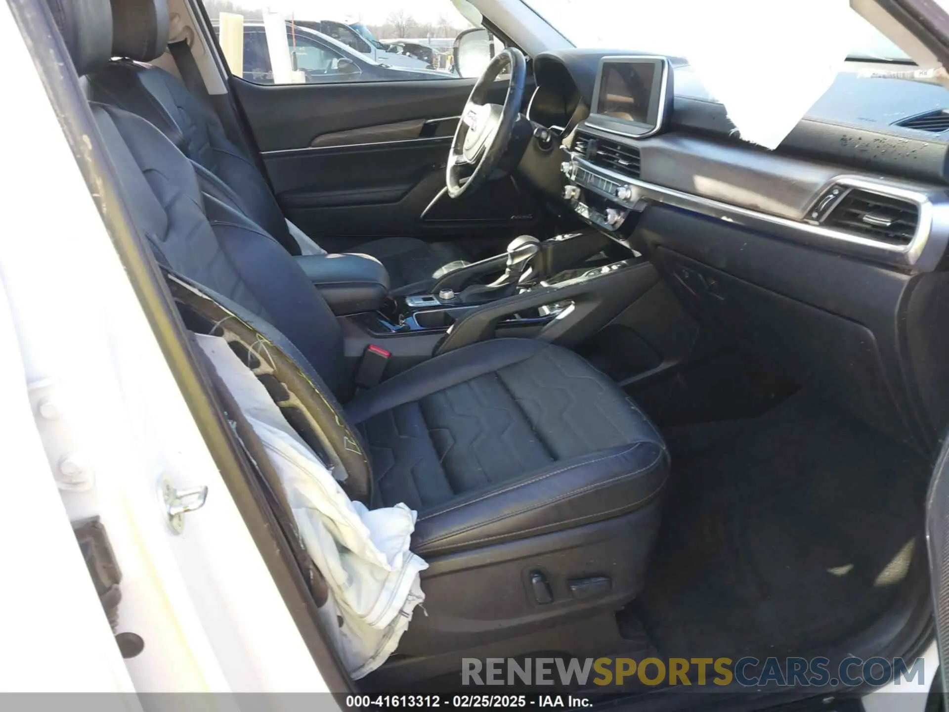 5 Photograph of a damaged car 5XYP5DHC4MG163336 KIA TELLURIDE 2021