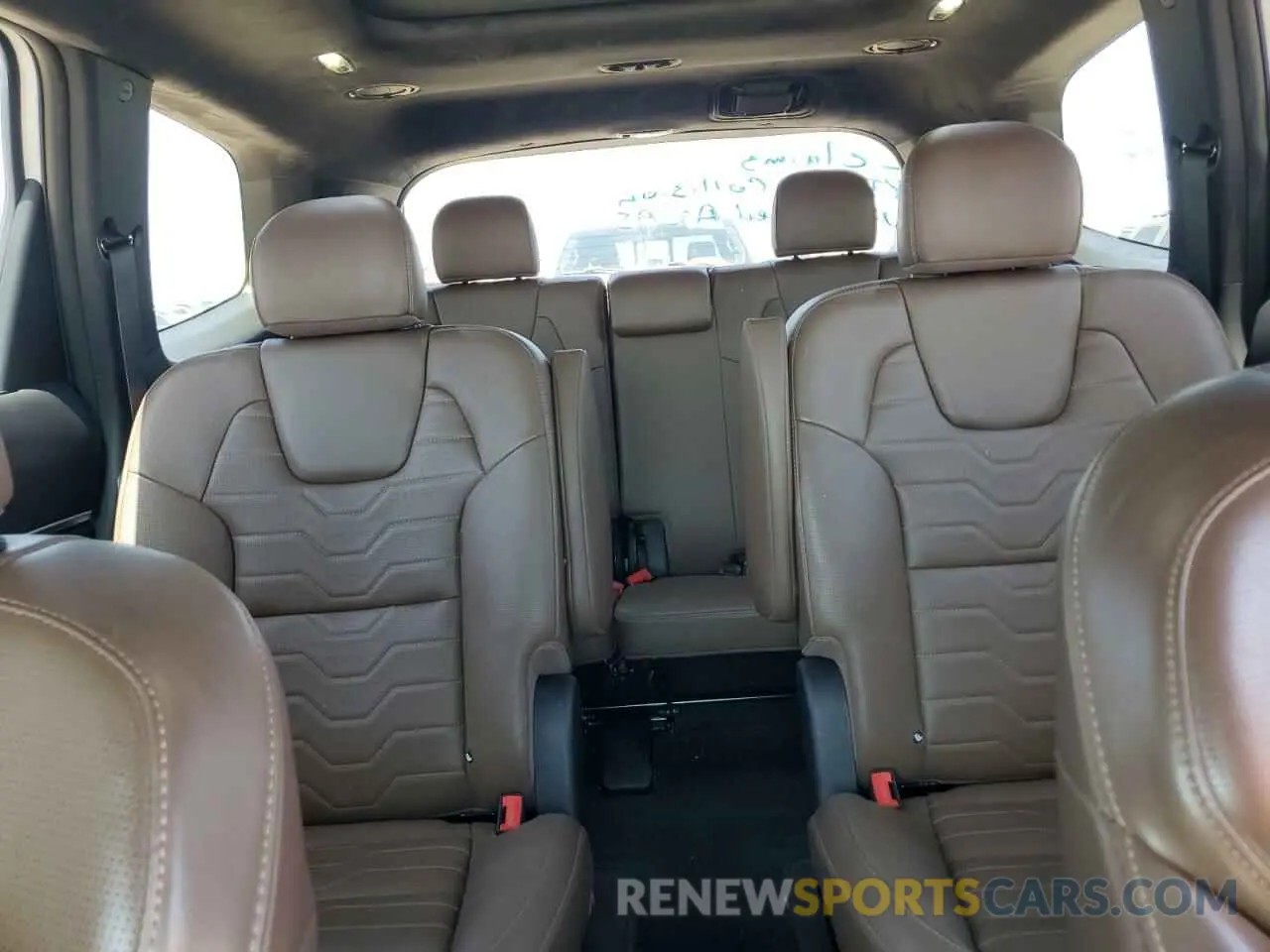 10 Photograph of a damaged car 5XYP5DHC5MG175690 KIA TELLURIDE 2021