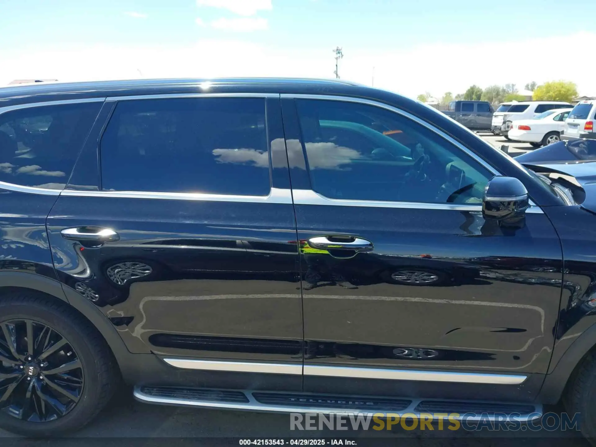 13 Photograph of a damaged car 5XYP5DHC6MG163371 KIA TELLURIDE 2021