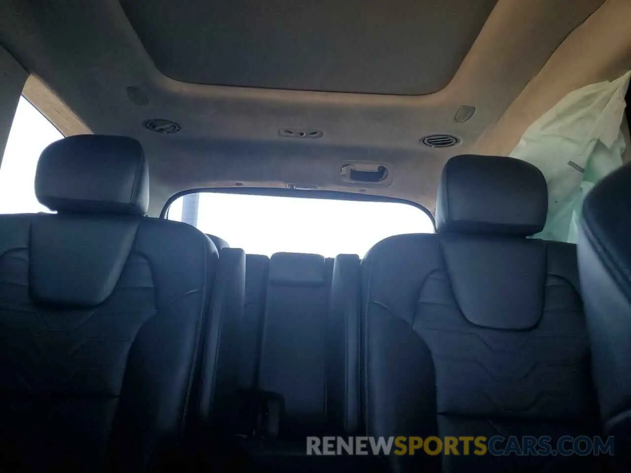 10 Photograph of a damaged car 5XYP5DHC7MG142707 KIA TELLURIDE 2021