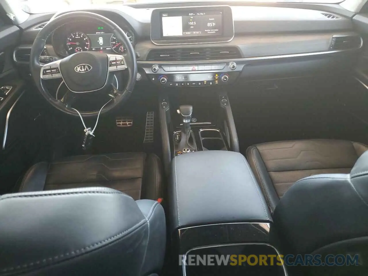 8 Photograph of a damaged car 5XYP5DHC7MG142707 KIA TELLURIDE 2021