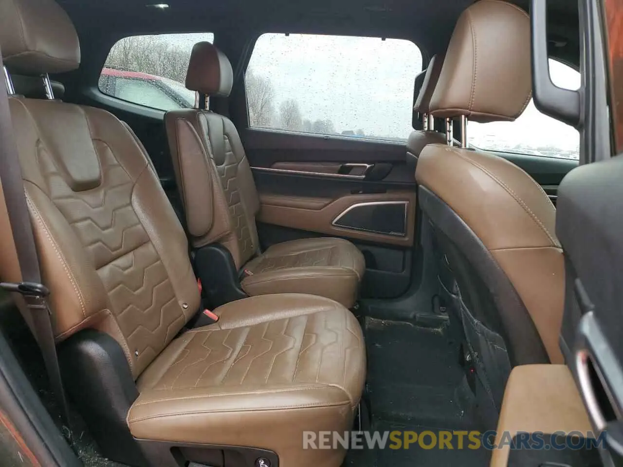 11 Photograph of a damaged car 5XYP5DHC7MG185623 KIA TELLURIDE 2021