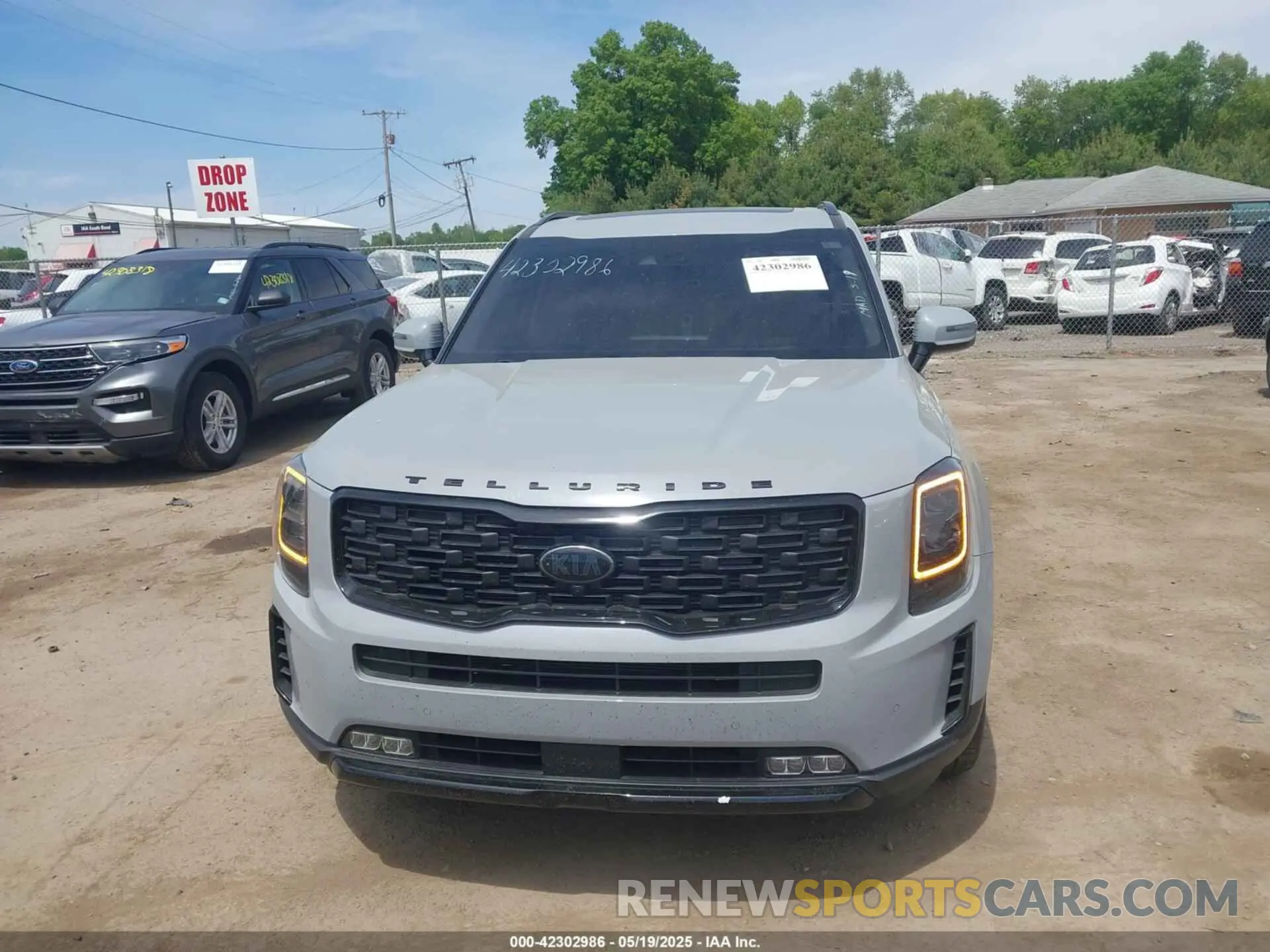 12 Photograph of a damaged car 5XYP5DHC8MG185663 KIA TELLURIDE 2021