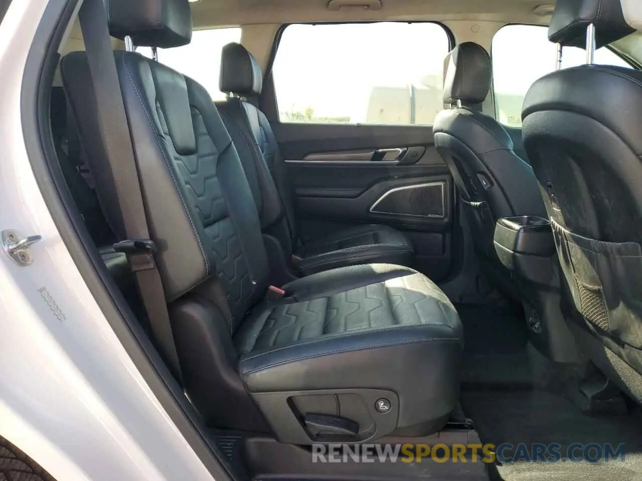 11 Photograph of a damaged car 5XYP5DHC9MG134835 KIA TELLURIDE 2021