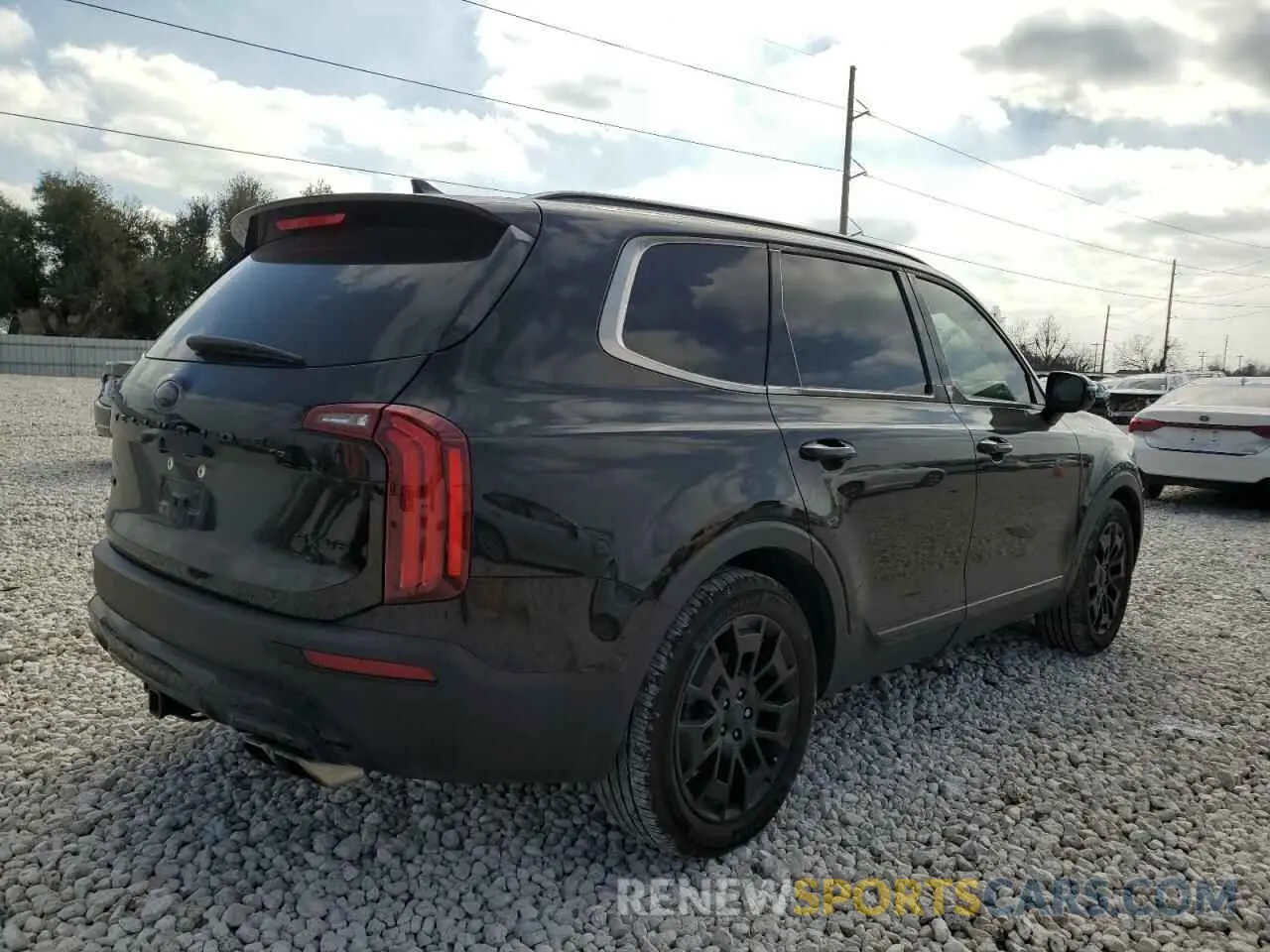 3 Photograph of a damaged car 5XYP5DHC9MG169195 KIA TELLURIDE 2021
