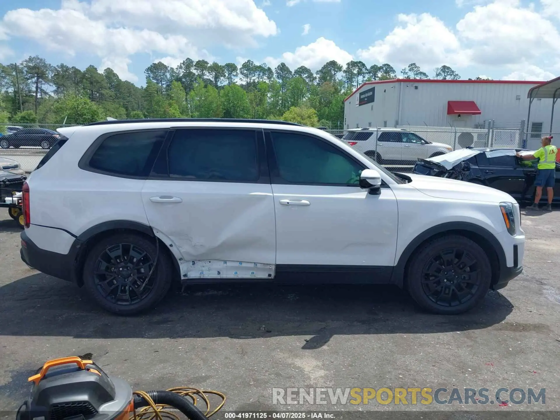 13 Photograph of a damaged car 5XYP5DHCXMG167178 KIA TELLURIDE 2021