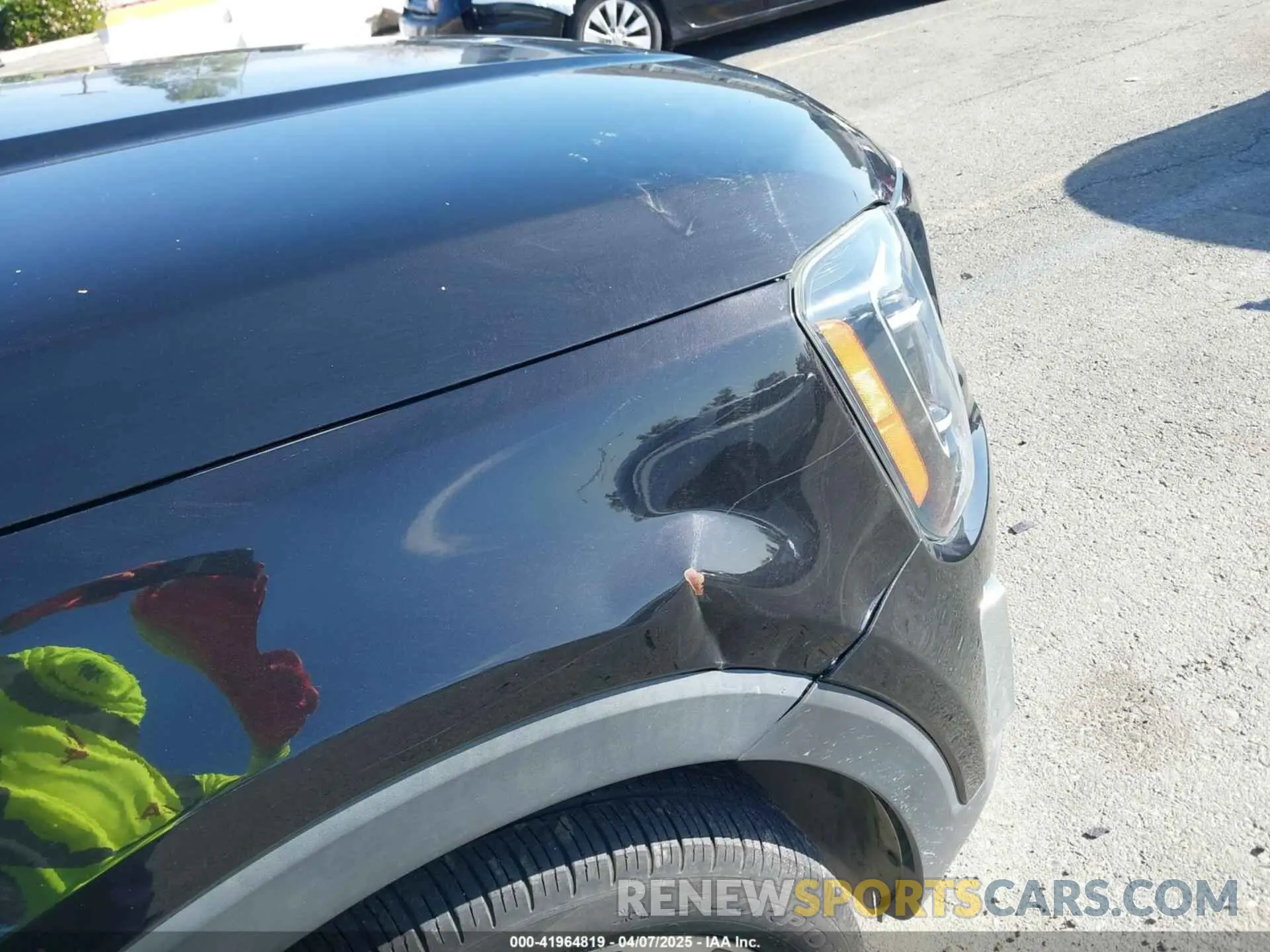 17 Photograph of a damaged car 5XYP64HC0MG178459 KIA TELLURIDE 2021