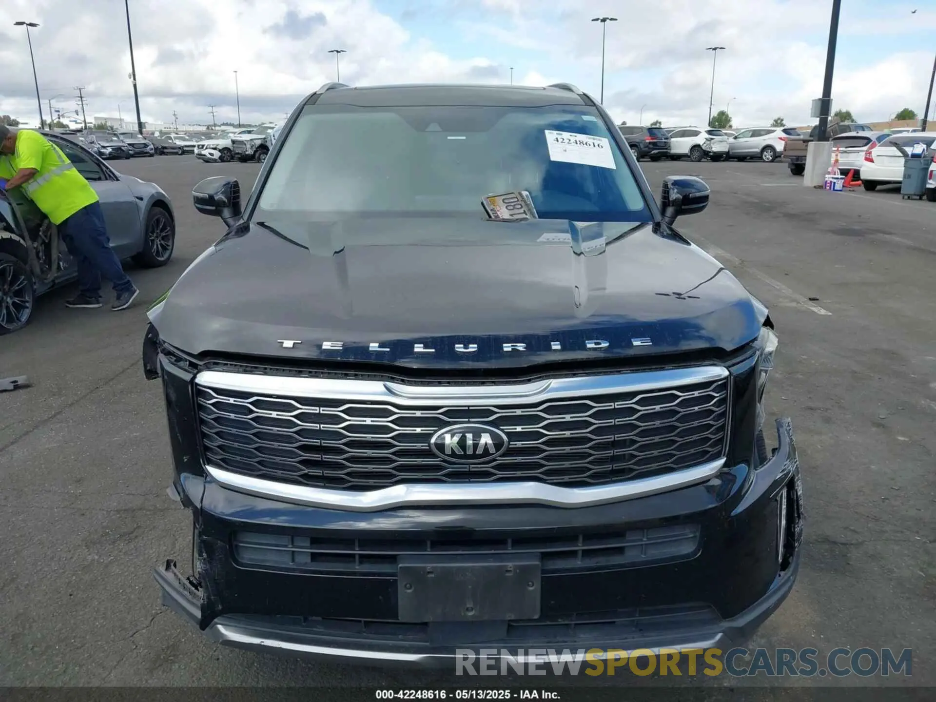 12 Photograph of a damaged car 5XYP64HC1MG101003 KIA TELLURIDE 2021
