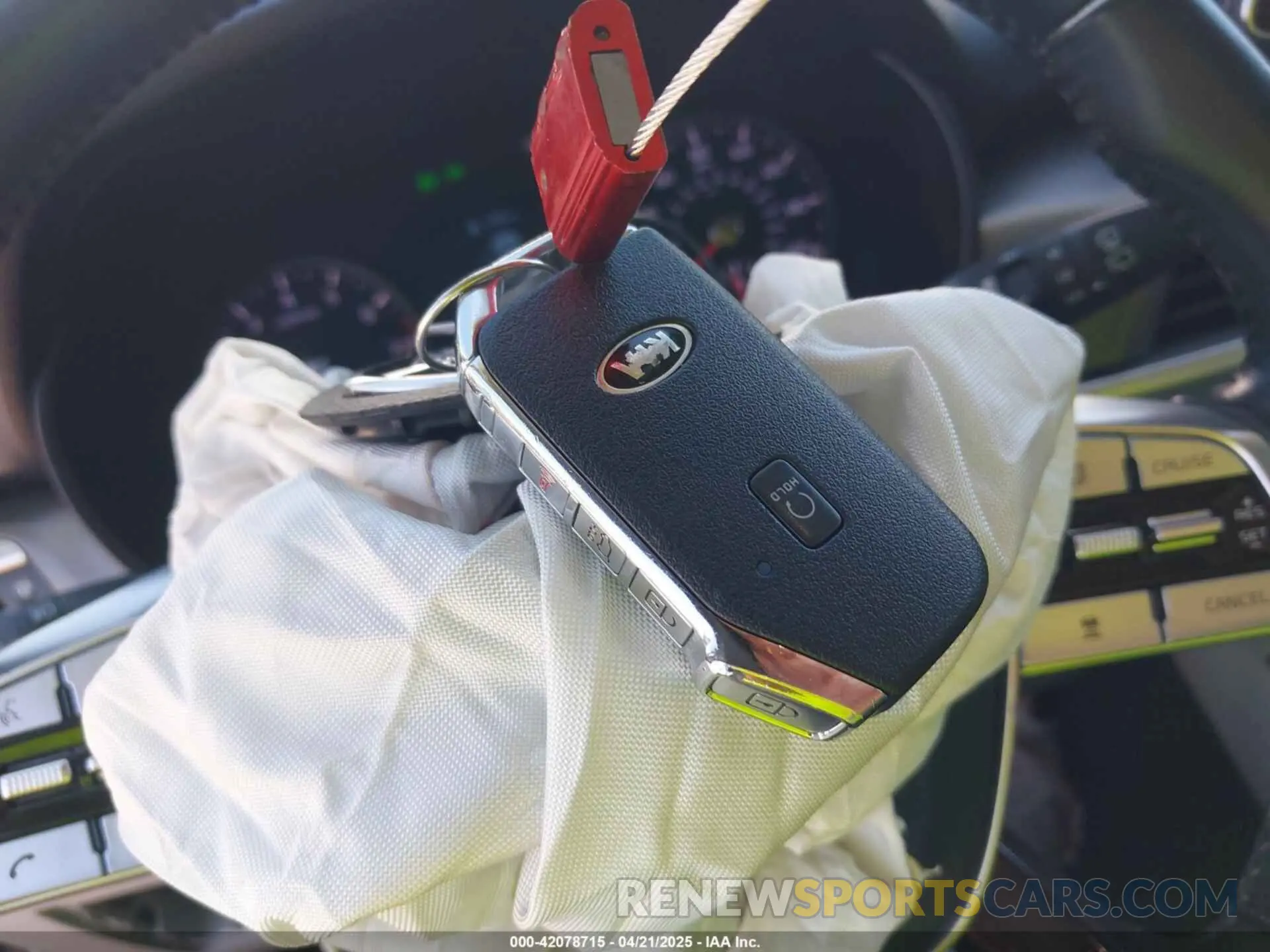 11 Photograph of a damaged car 5XYP64HC1MG190118 KIA TELLURIDE 2021