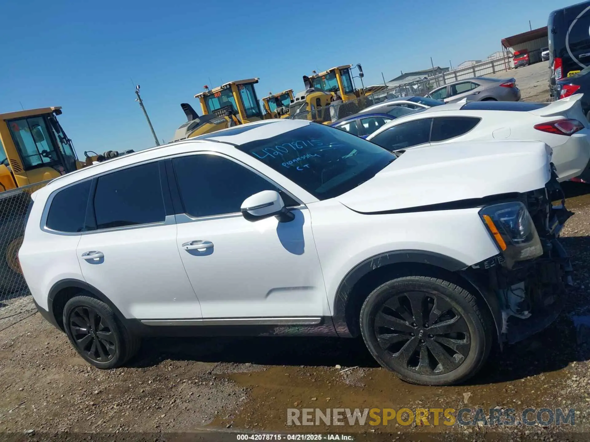 14 Photograph of a damaged car 5XYP64HC1MG190118 KIA TELLURIDE 2021