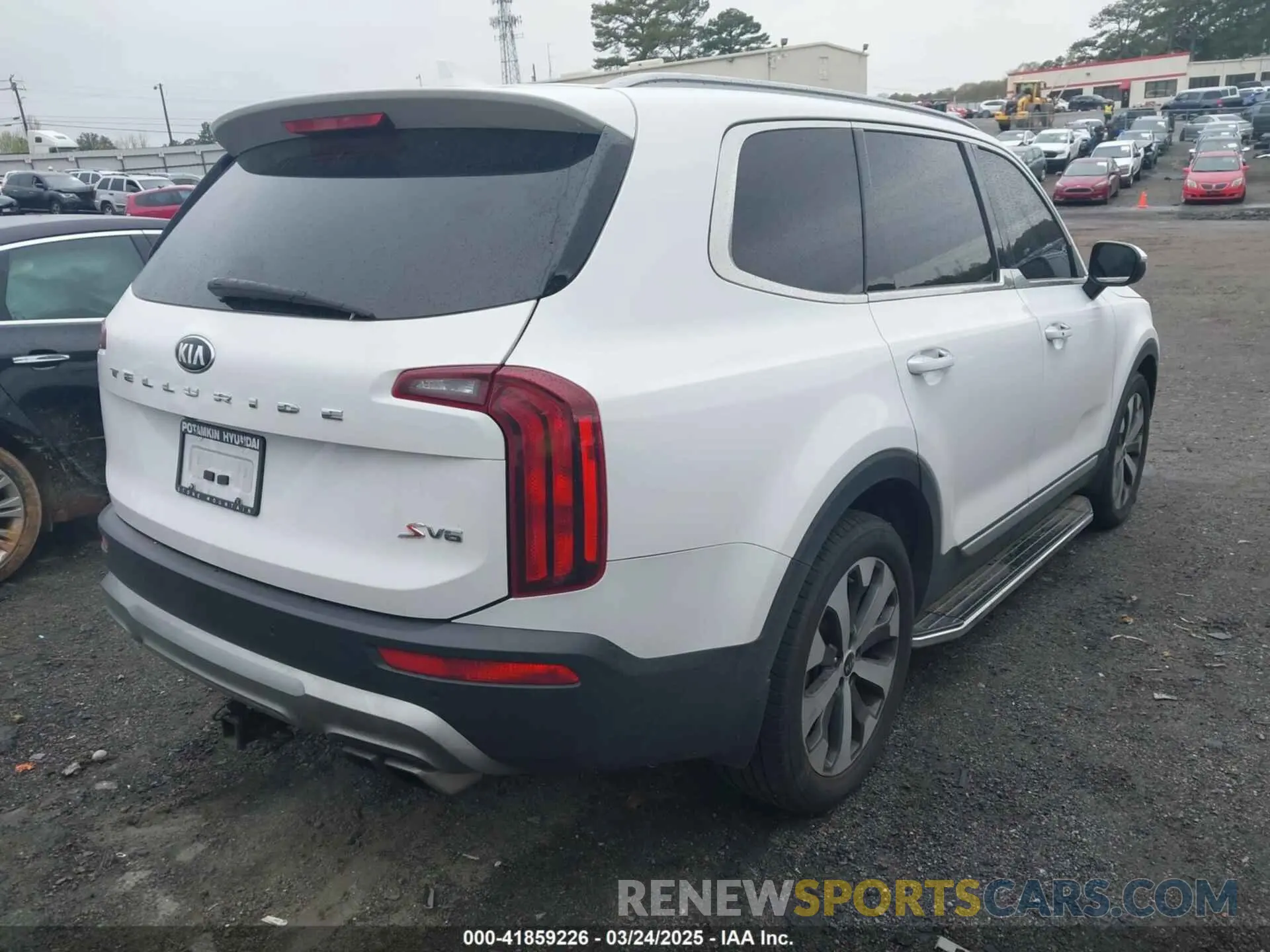 4 Photograph of a damaged car 5XYP64HC3MG147352 KIA TELLURIDE 2021
