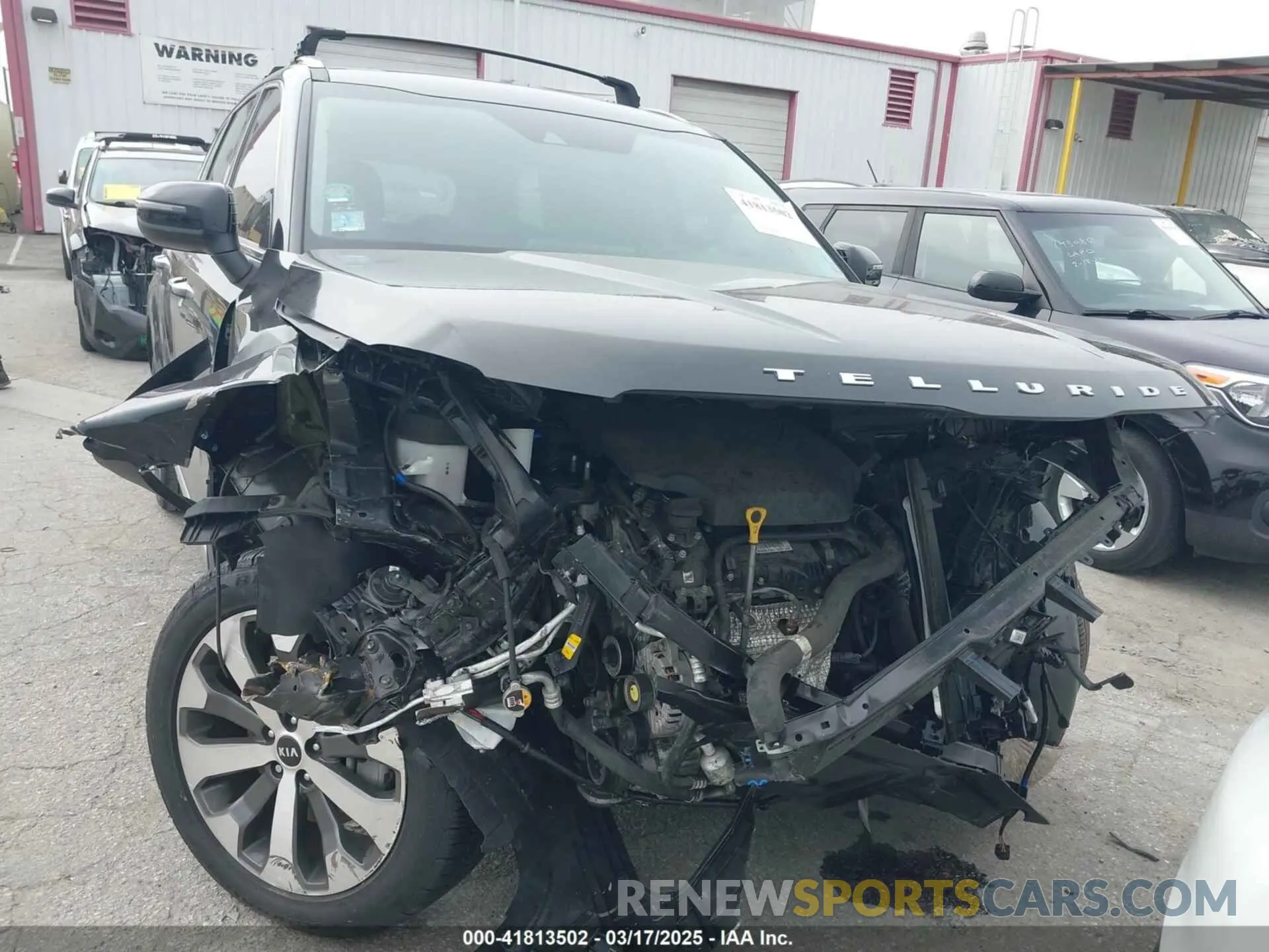 11 Photograph of a damaged car 5XYP64HC4MG111198 KIA TELLURIDE 2021