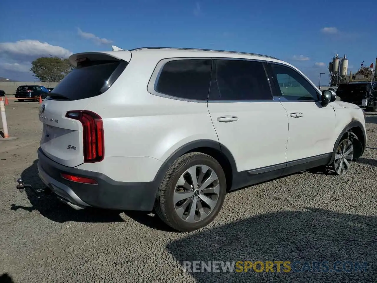 3 Photograph of a damaged car 5XYP64HC6MG106925 KIA TELLURIDE 2021