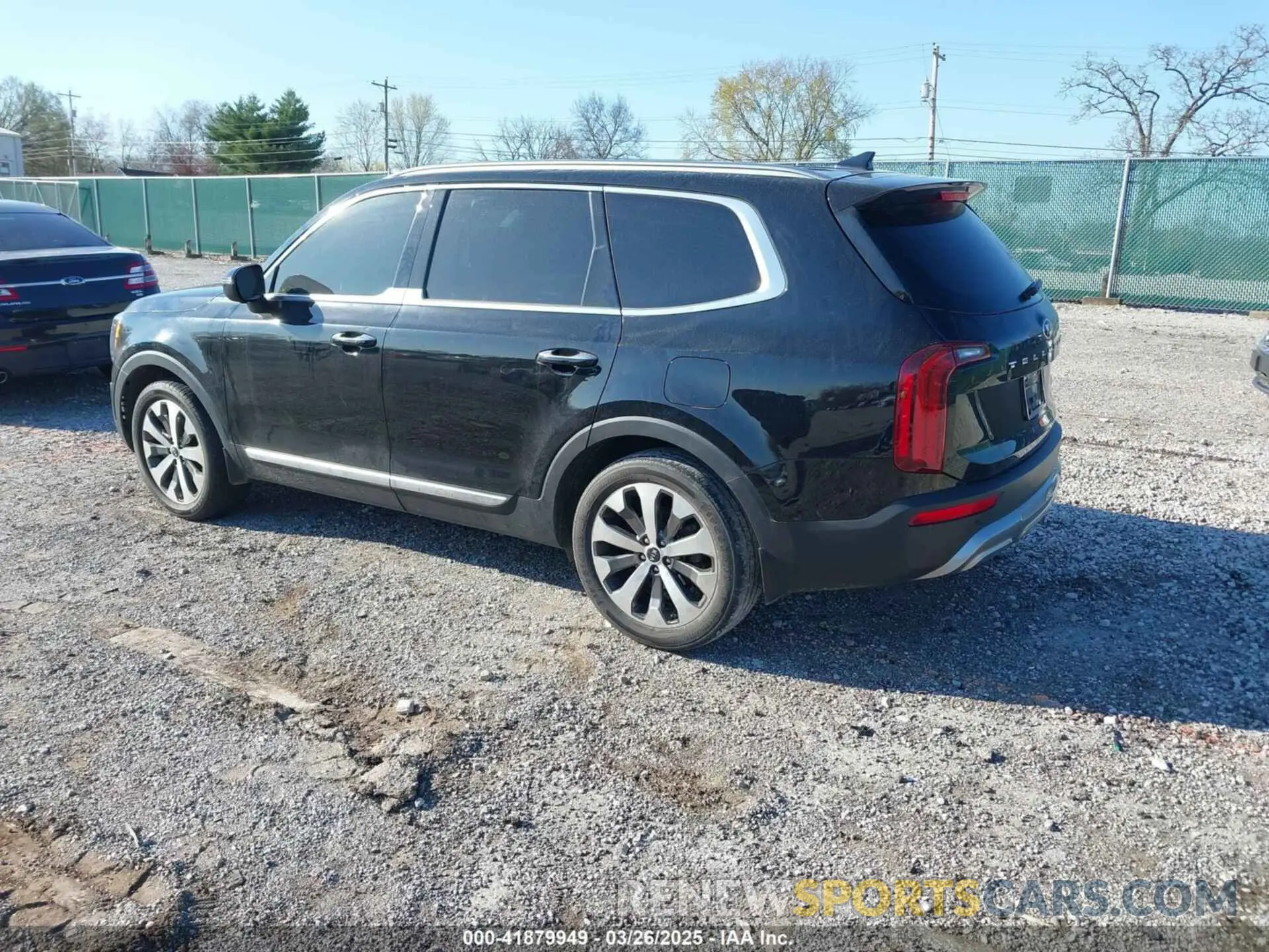 3 Photograph of a damaged car 5XYP64HC7MG108781 KIA TELLURIDE 2021
