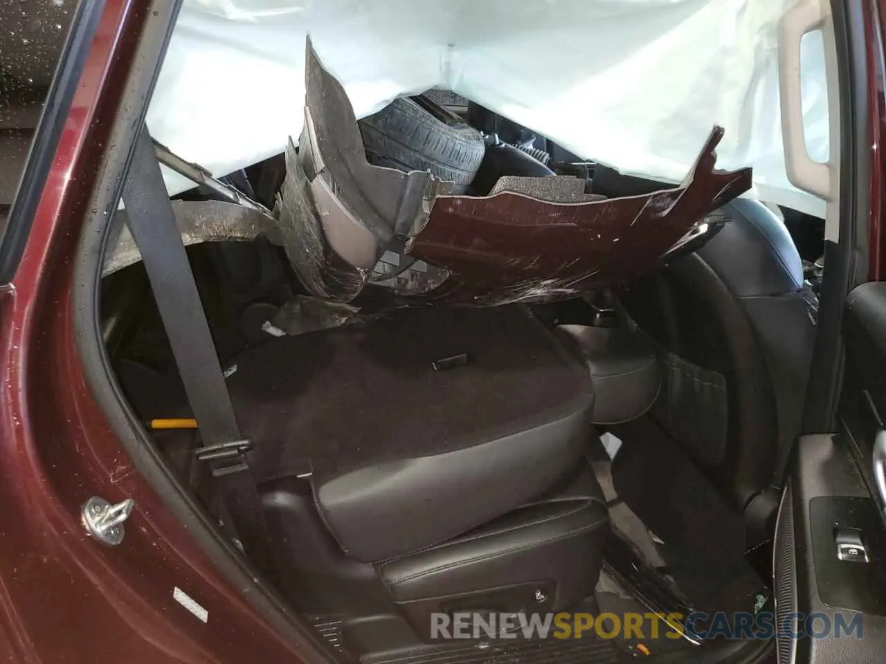 10 Photograph of a damaged car 5XYP64HC8MG109003 KIA TELLURIDE 2021