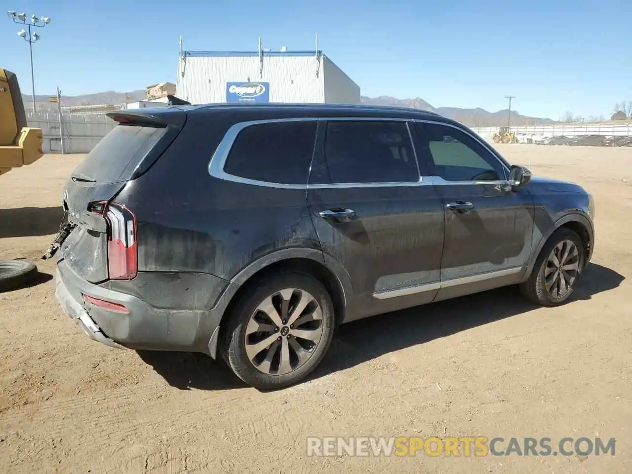 3 Photograph of a damaged car 5XYP64HC9MG138297 KIA TELLURIDE 2021