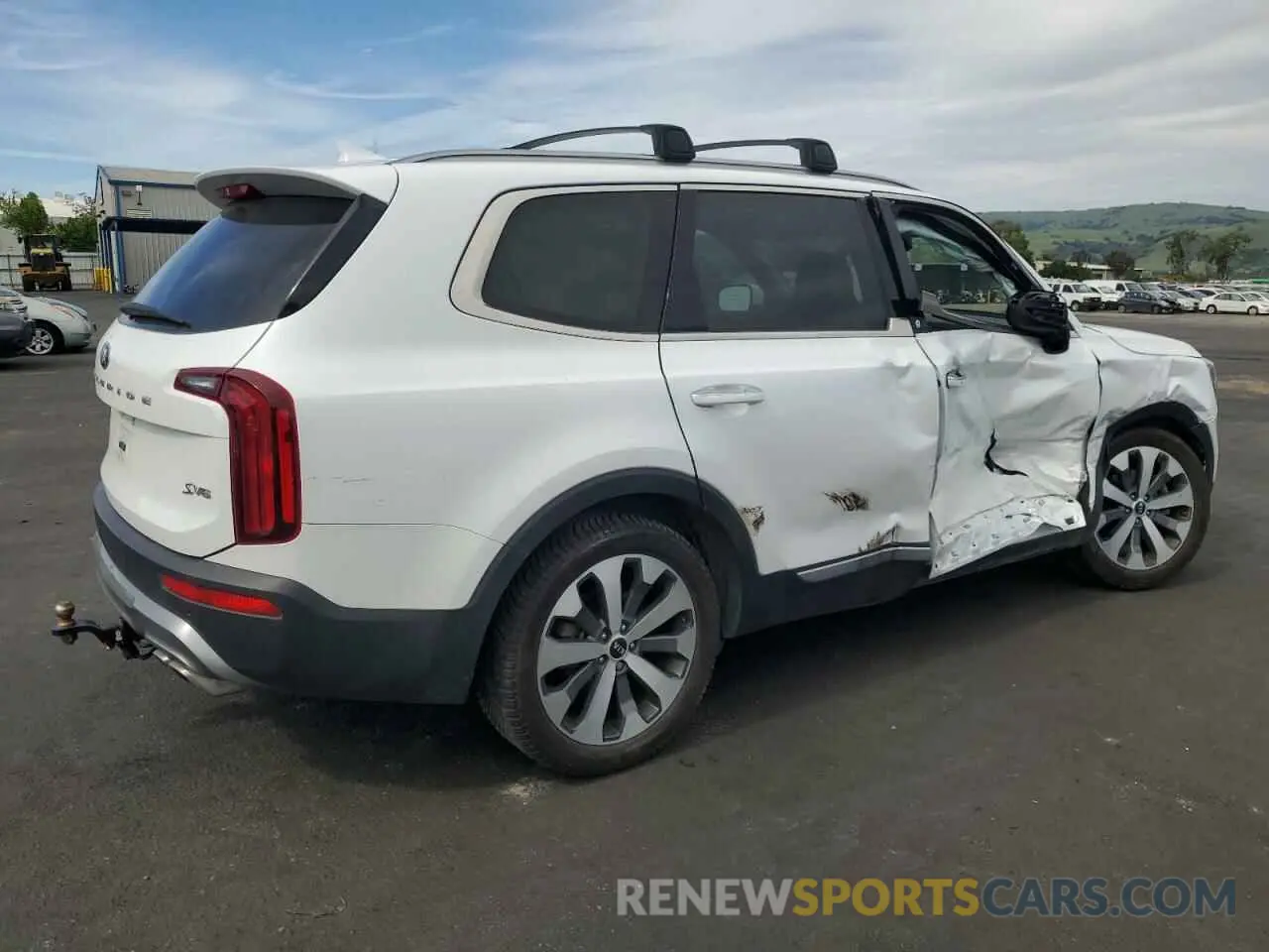 3 Photograph of a damaged car 5XYP6DHC2MG104914 KIA TELLURIDE 2021